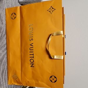 Louie Vuitton paper bag